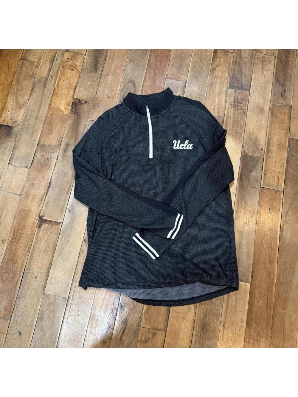 Under Armour Men's Grey and Black Sweatshirt